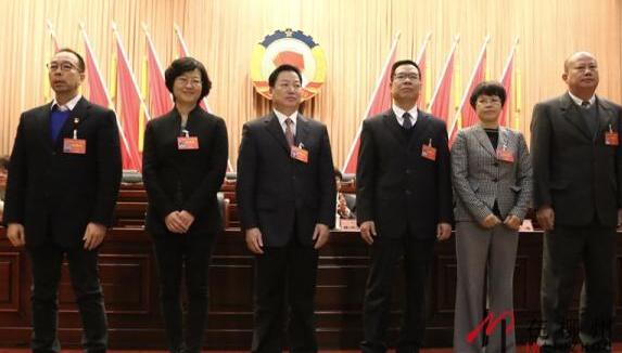 杨恩维、姚尹意为柳州市政协副主席，王薇、莫玉和、覃革、戴翔为市政协常委（简历）