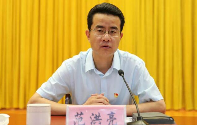 范洪亮简历：广西政府副秘书长、残联副主席范洪亮，曾任梧州市副市长