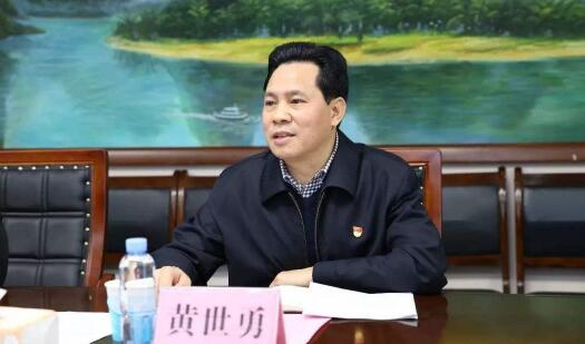 黄世勇简历：广西自治区政协副主席黄世勇，曾任广西党委常委、政法委书记、副主席，河池市委书记、人大主任
