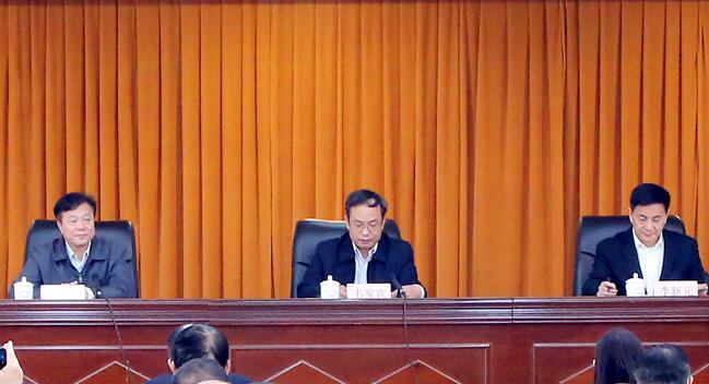李新元简历：李新元被查，曾任广西农业农村厅党组书记、贵港市委书记，刘俊任广西人大外事华侨委主任委员（李新元|刘俊简历）