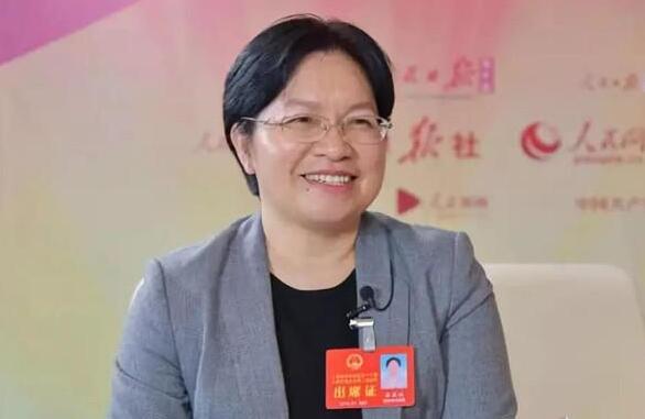 黄英梅简历：贵港市副市长黄英梅，曾任港北区委书记、区长，港南区组织部部长