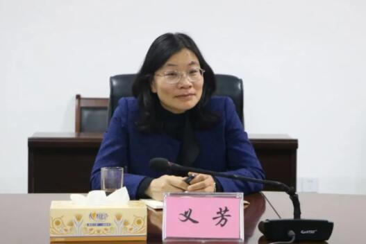 义芳简历：广西高级法院副院长义芳，曾任贺州市副市长、政协副主席