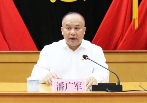 潘广军简历：河池市金城江区委书记潘广军，曾任河池农业农村局局长，金城江区副书记、都安常务副县长