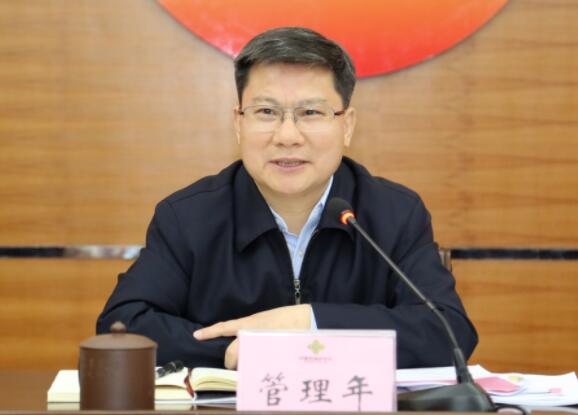管理年简历：广西总工会党组书记、常务副主席管理年，曾任广西供销社主任、天津发改委副主任