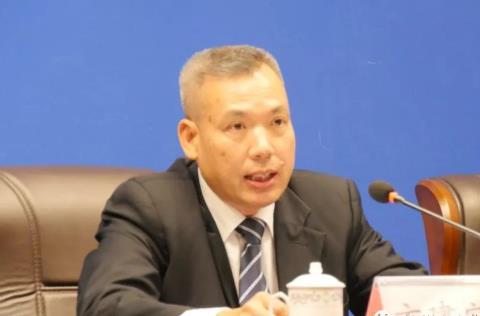方建安简历：钦州市人大副主任方建安，曾任钦州市委秘书长、农业农村局局长