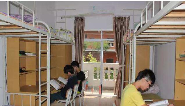 广西城市职业大学宿舍环境图片